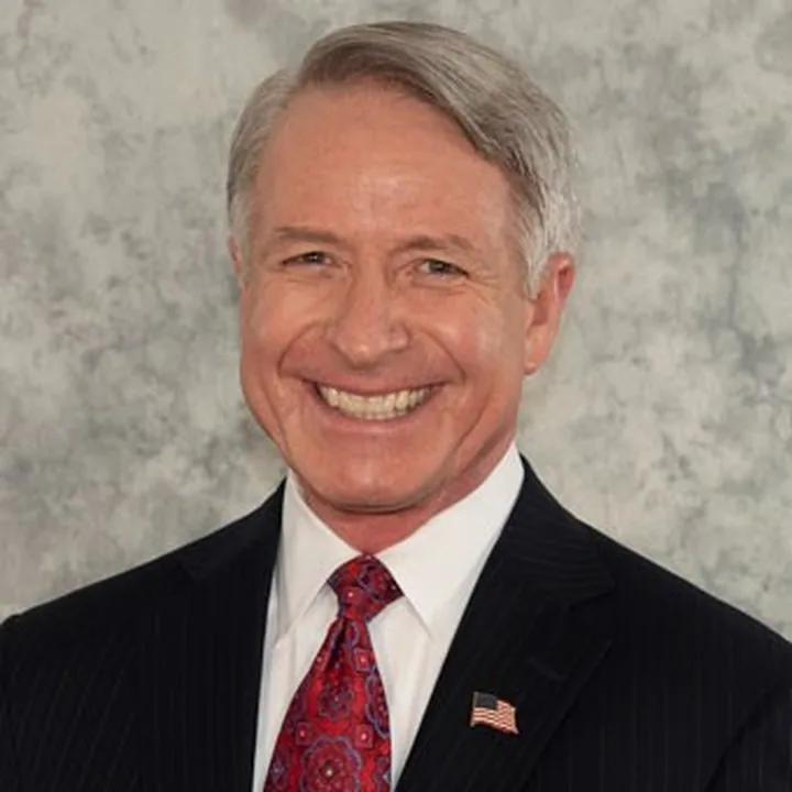 Commander Kirk Lippold